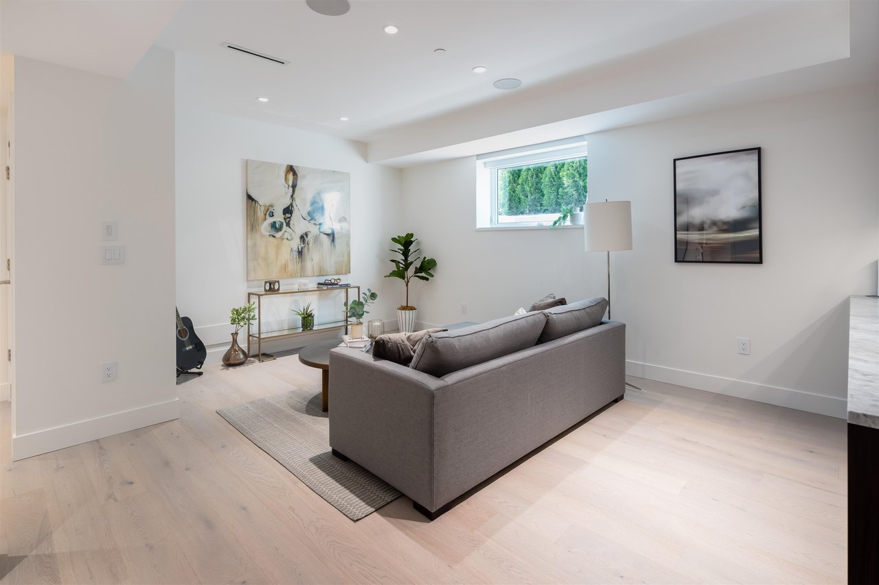 584 Arthur Erickson Pl