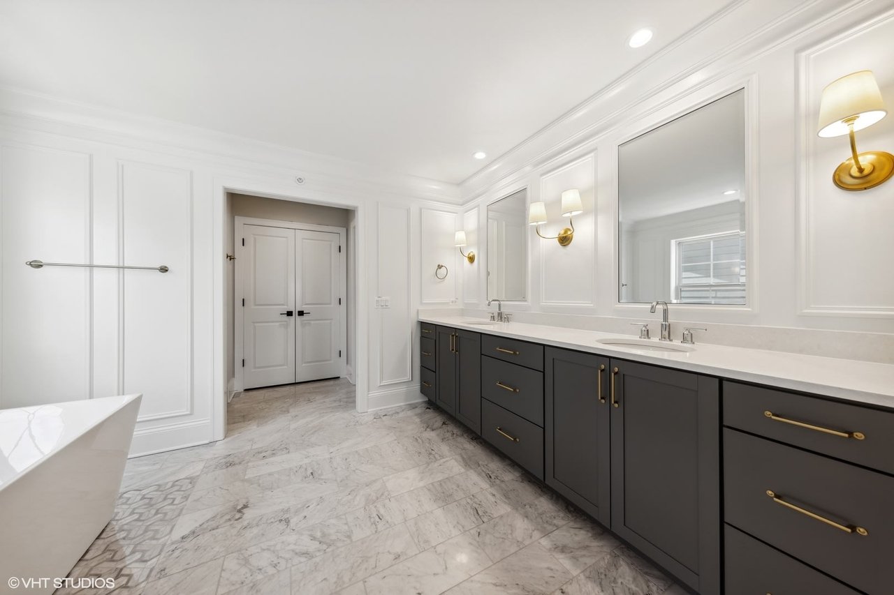 1137 Hickory Drive