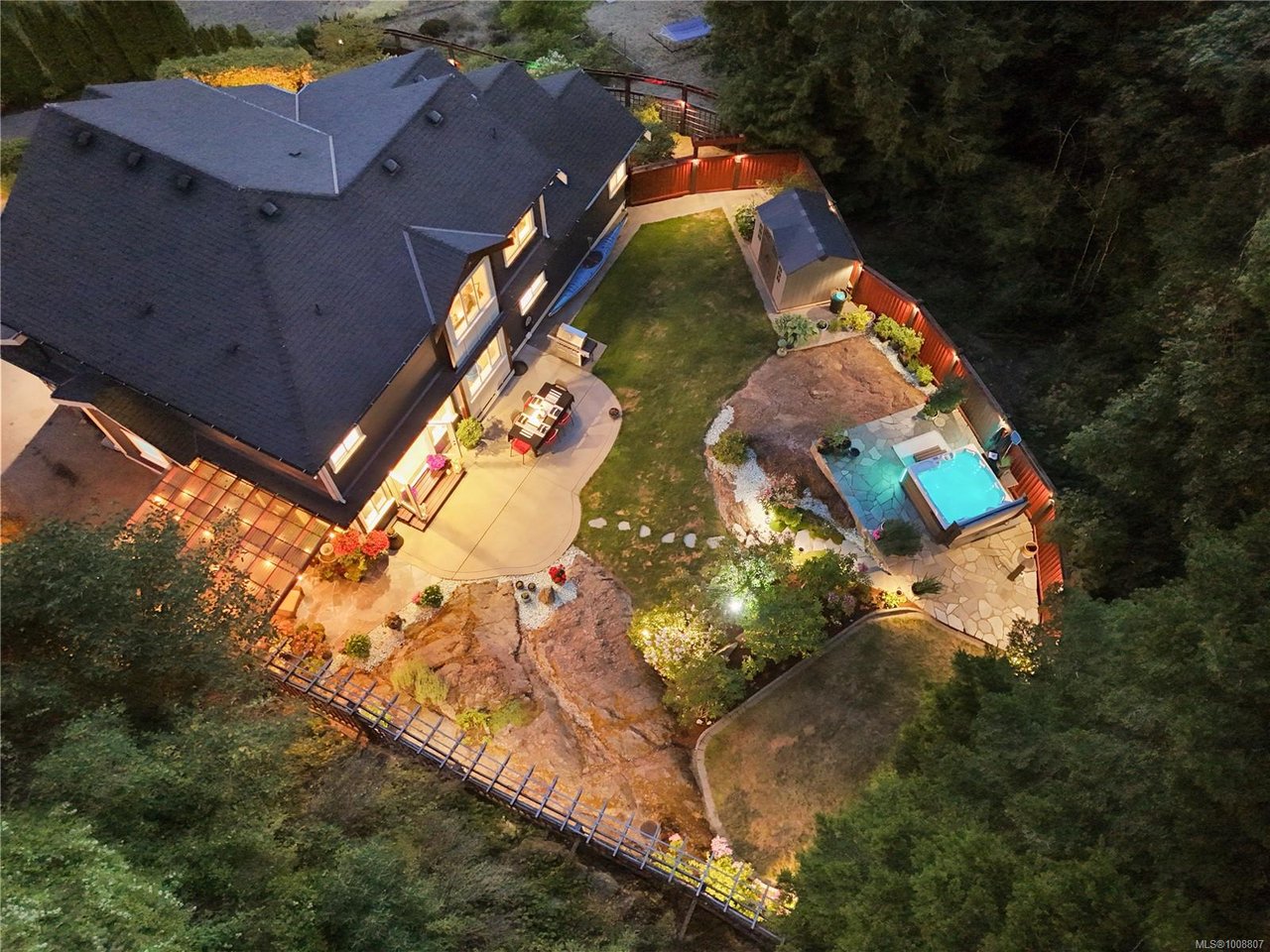 630 Granrose Terr, Colwood
