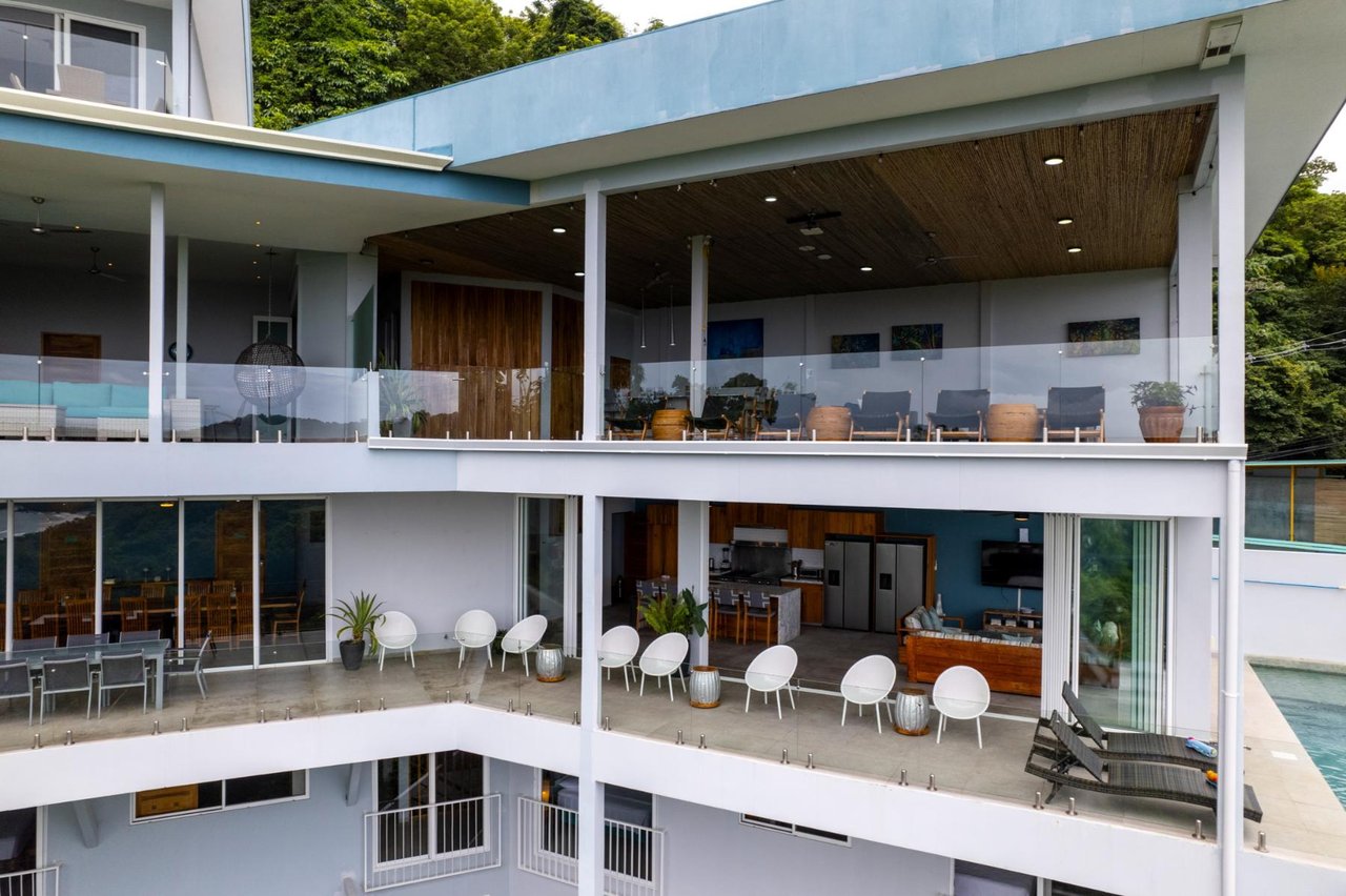 Oceanfront Luxury Event Villa, Manuel Antonio, Puntarenas