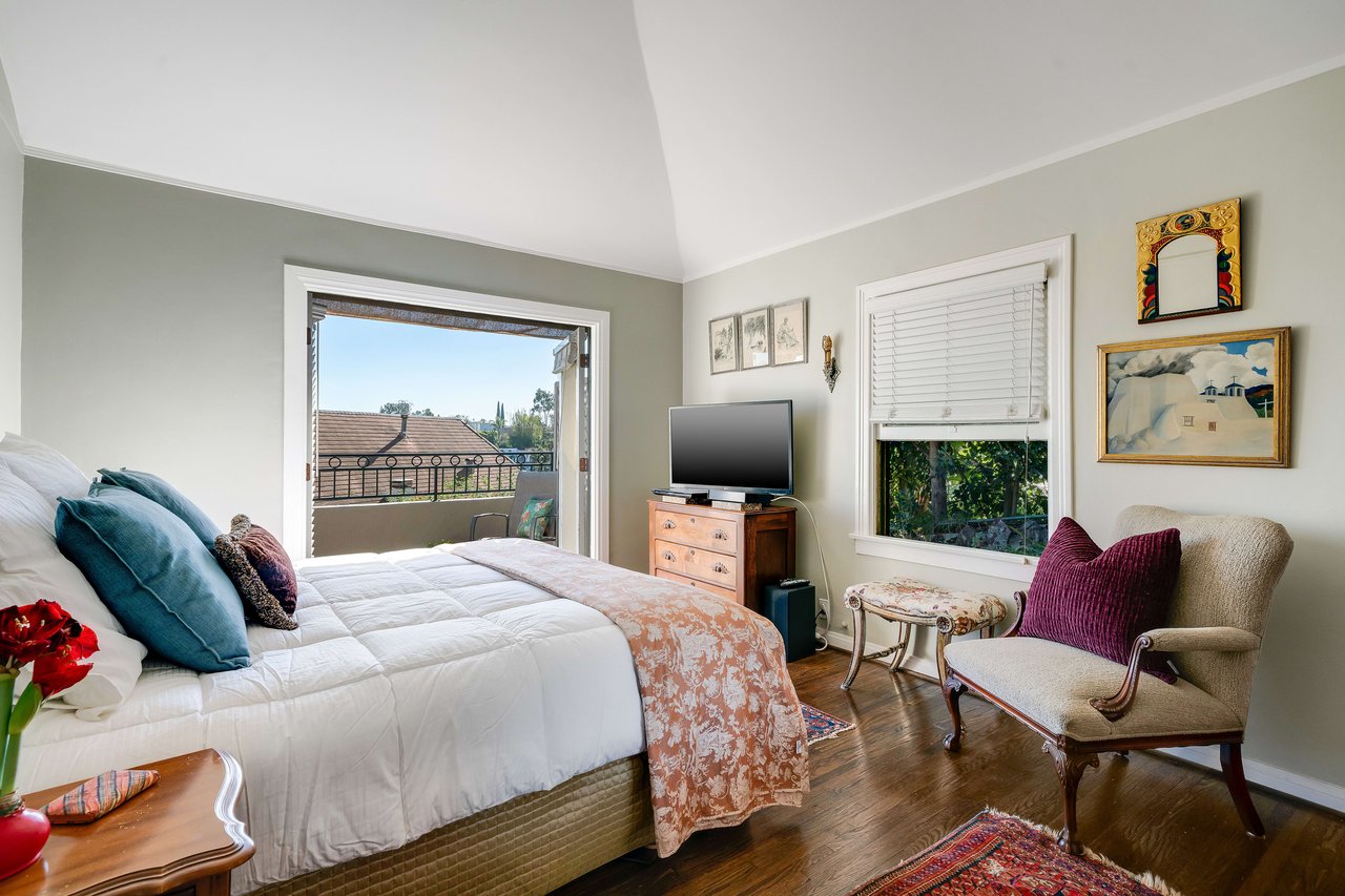 Hollywood Hills Pied de Terre - Another Off Market Sale