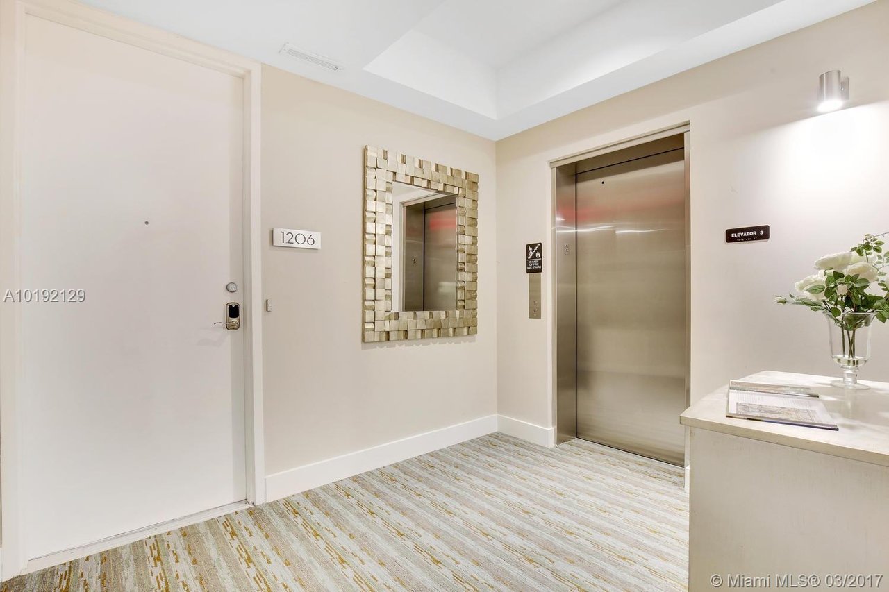 1200 Hillsboro Mile, #1206