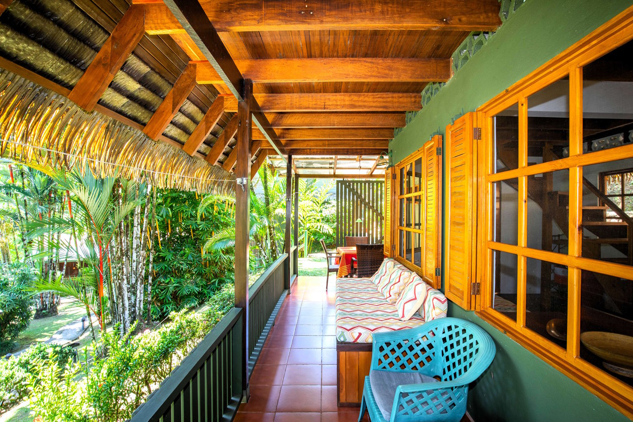 A MONEY MAKER! Location, home, guest cabins, with a SUCCE$$FUL exclusive distribution agency!