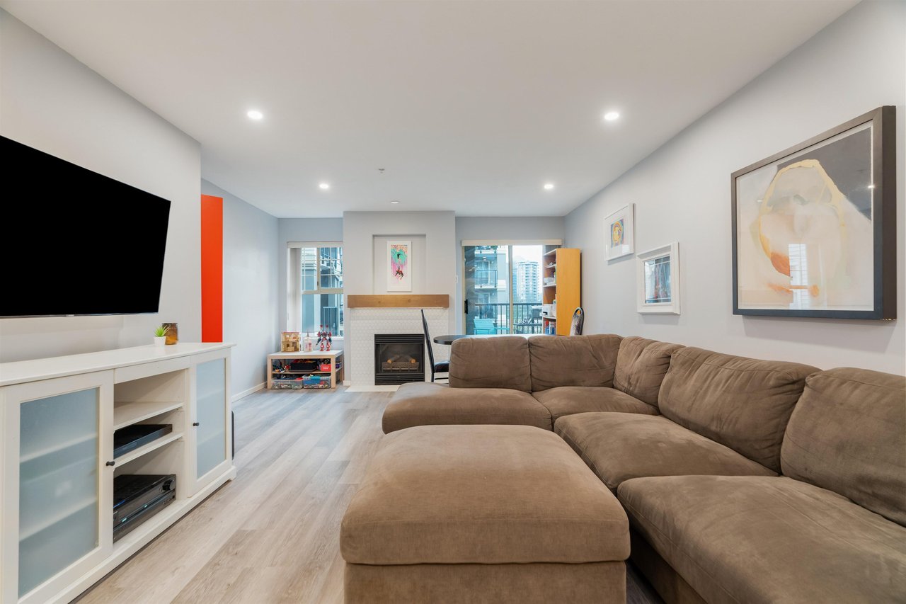 315-214 Eleventh St