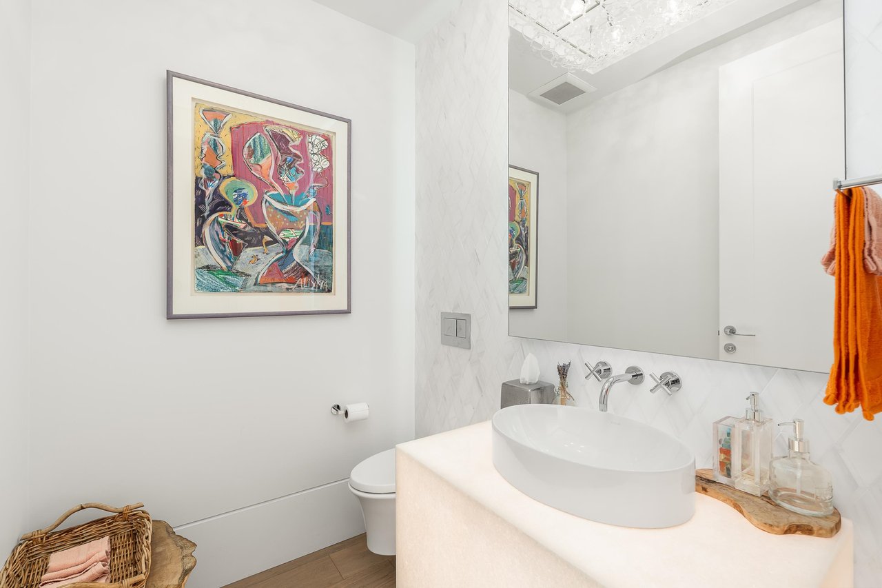 503-2289 Bellevue Ave