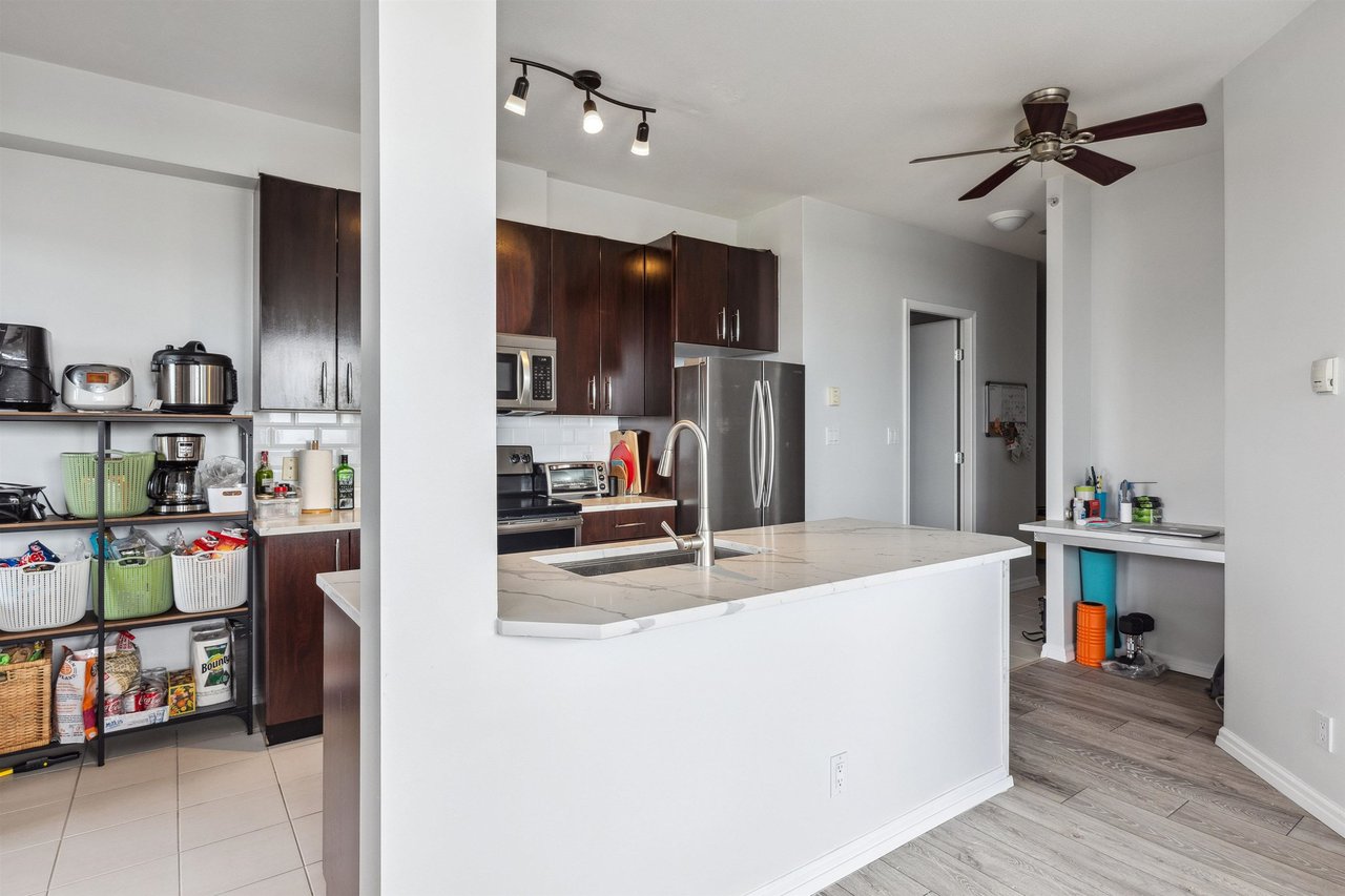 1005-7368 Sandborne Ave