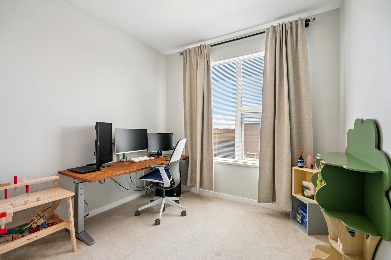 523-9311 Alexandra Rd