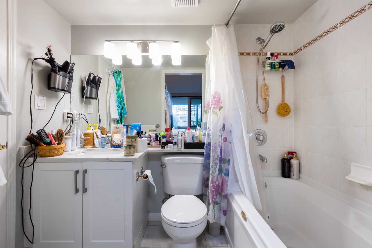 114-5860 Dover Cres