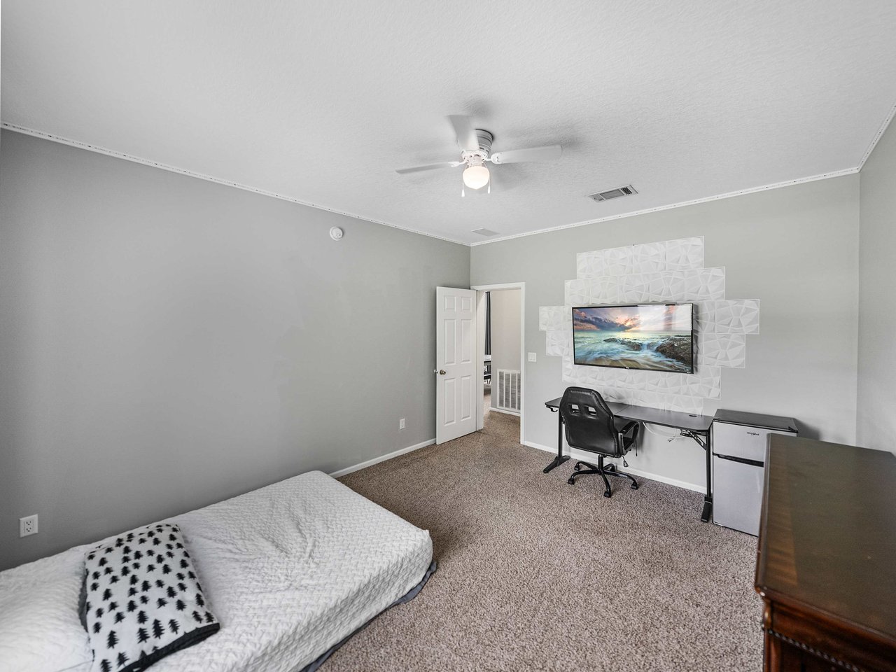 34828 APPALOOSA TRL