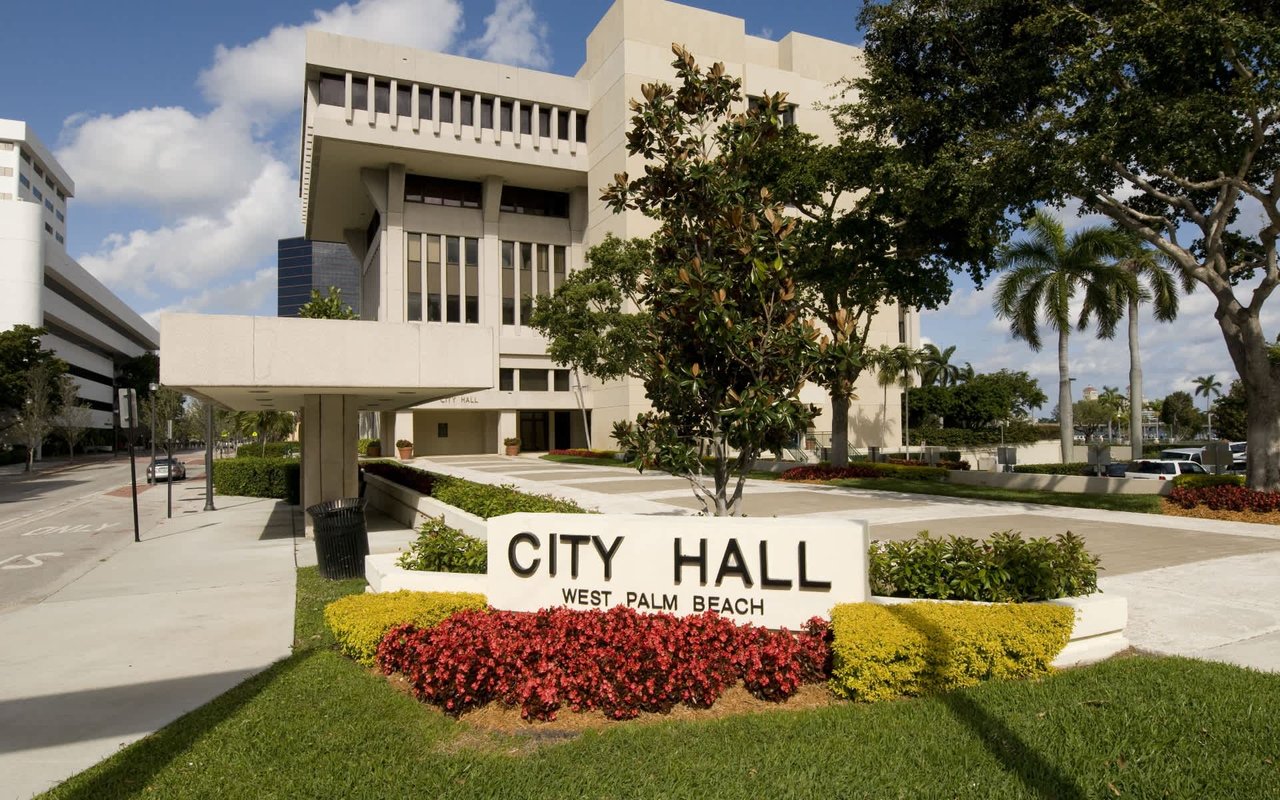 West Palm Beach Announces City Hall Hotel