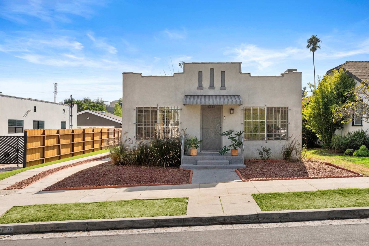 20's Spanish in Silver Lake 