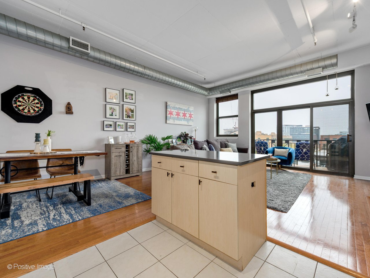 1301 W Madison St (No. 602)