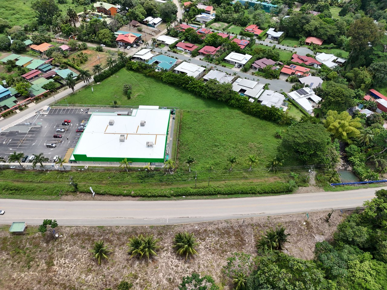 Remarkable Commercial Property in Uvita