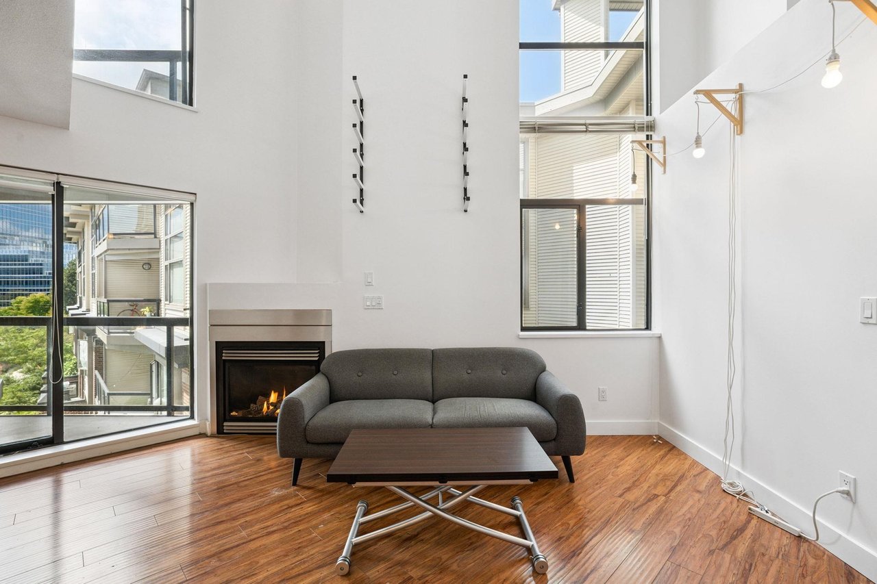 415-10866 City Pkwy