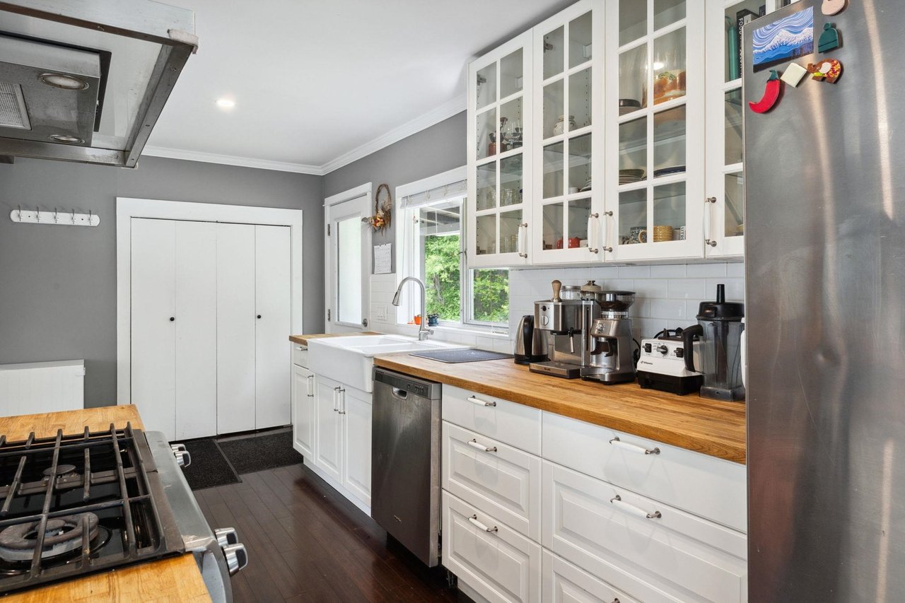 38891 Newport Road, Squamish