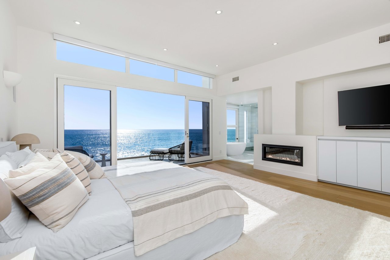 21310 Pacific Coast Highway