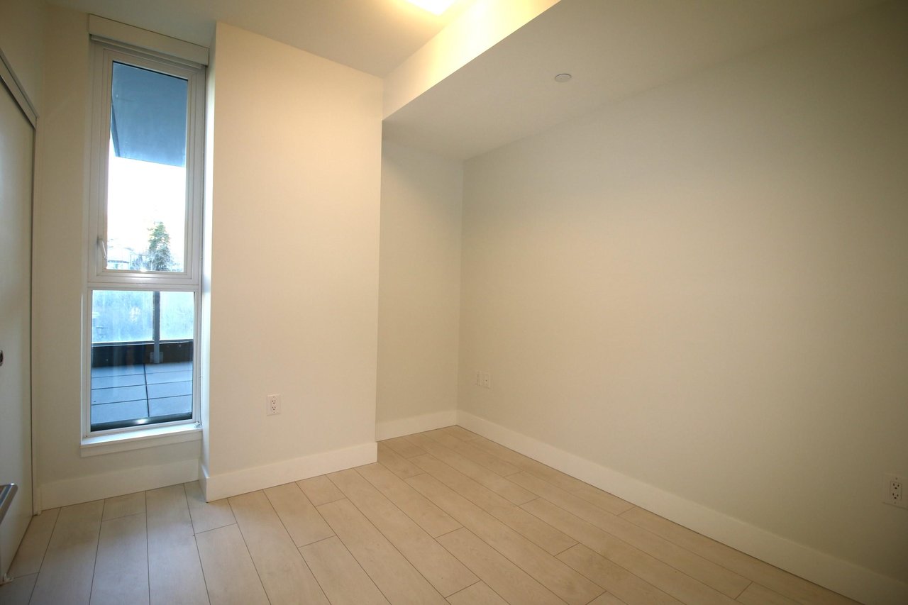 603-3538 Sawmill Cres