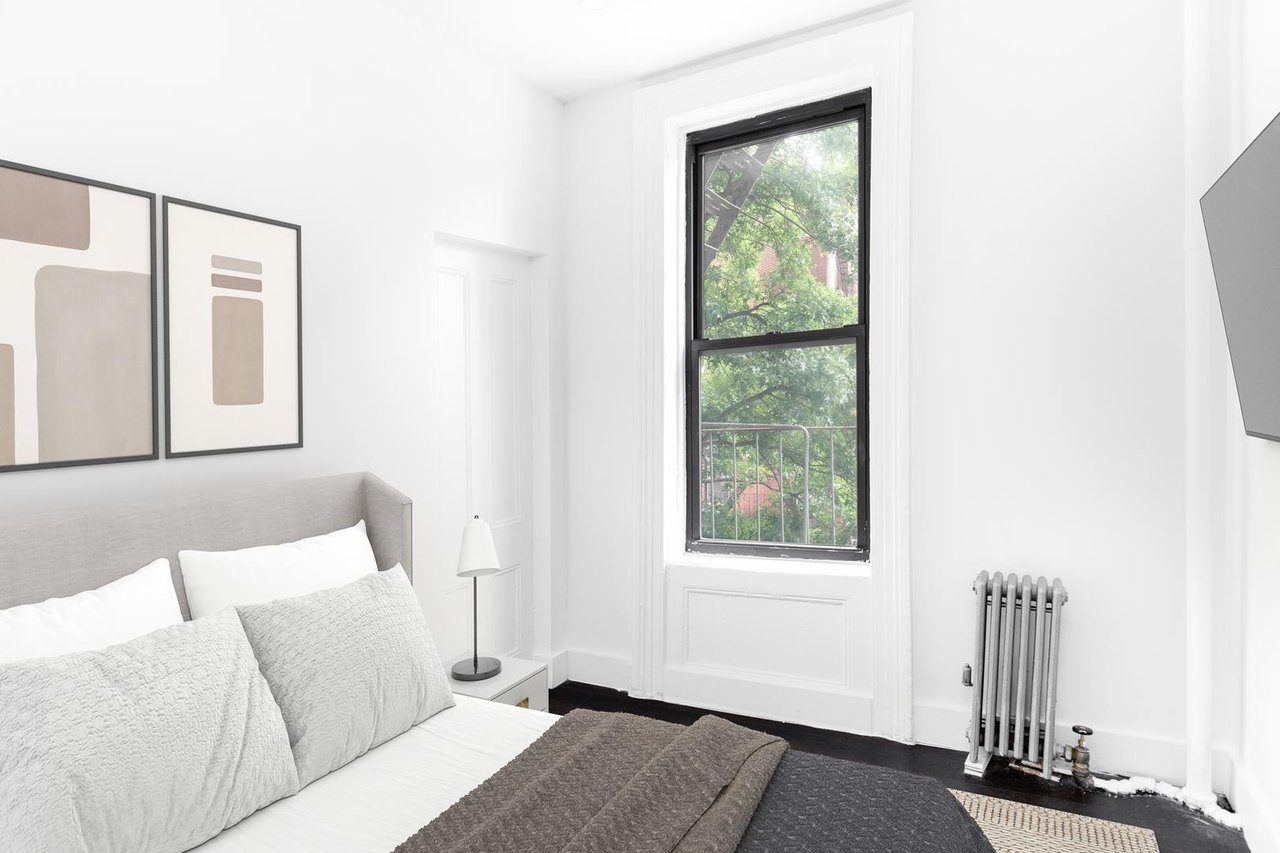 247 East 10th Street, Apt 3