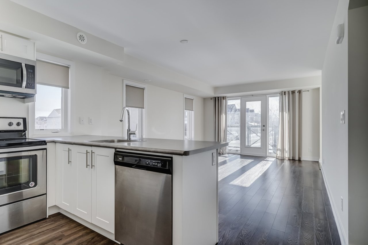 1218-11 Dunsheath Way