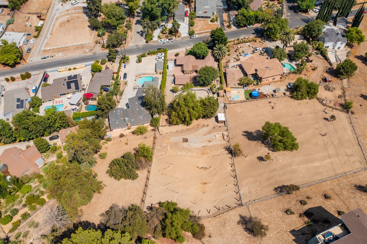 A Lil Bit O' Country in Shadow Hills * SOLD at full price