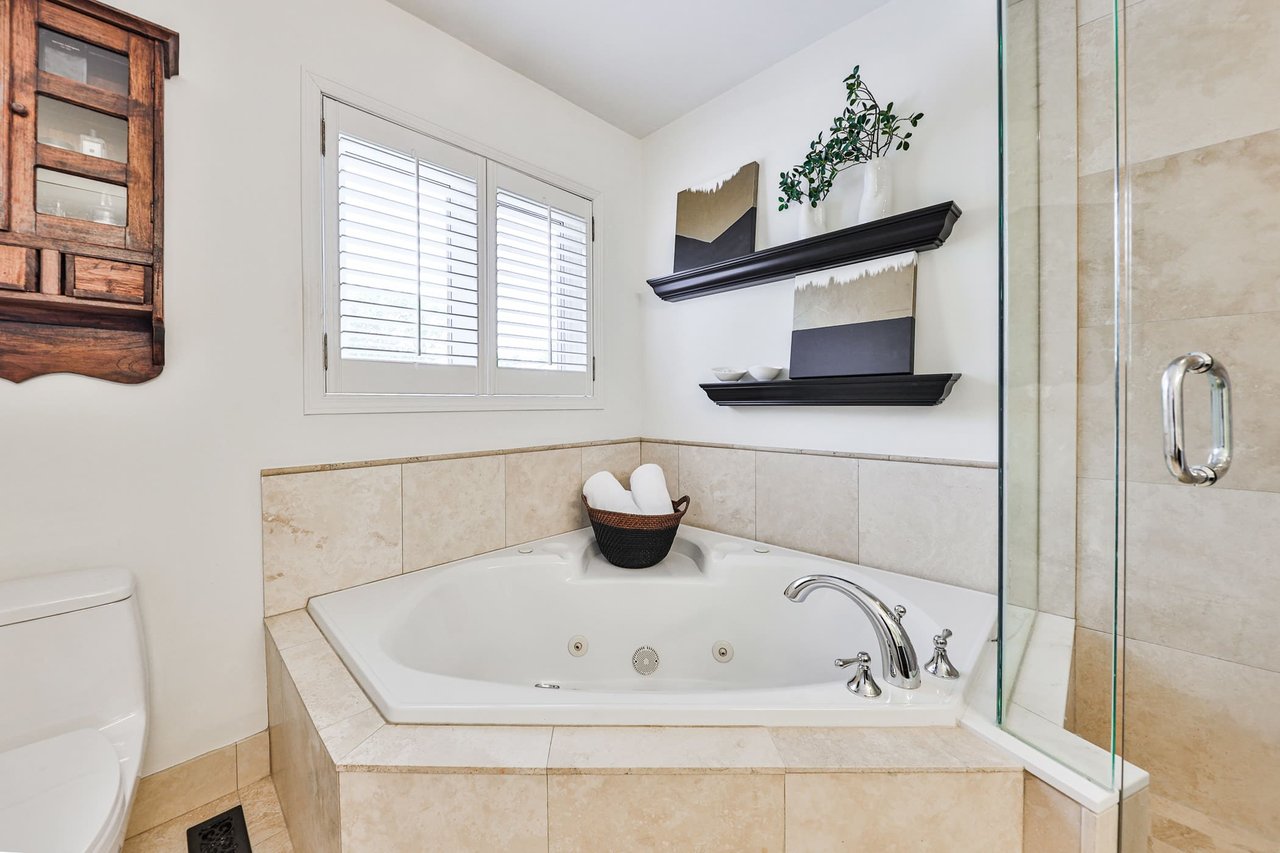1066 Chateau Court