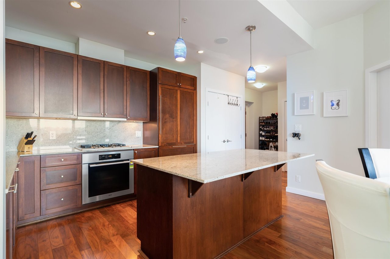 2706-280 Ross Dr