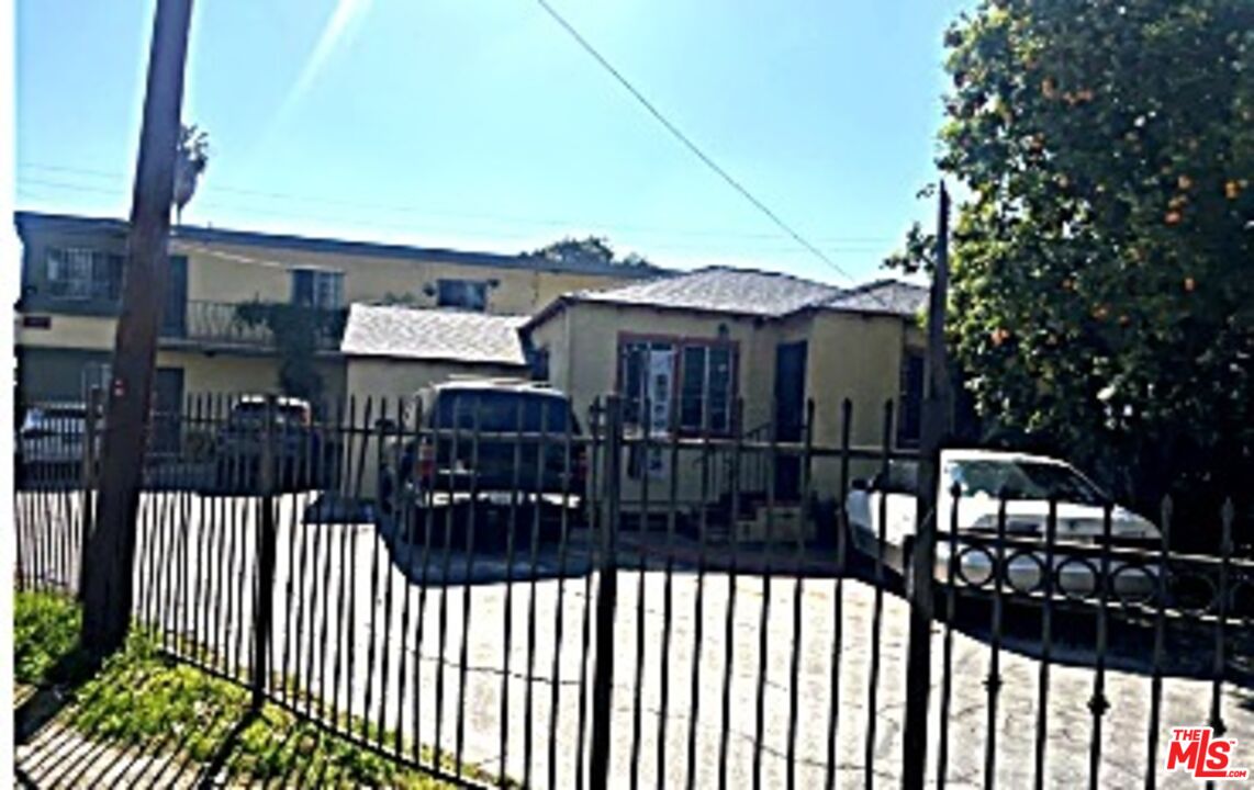Property photo 1