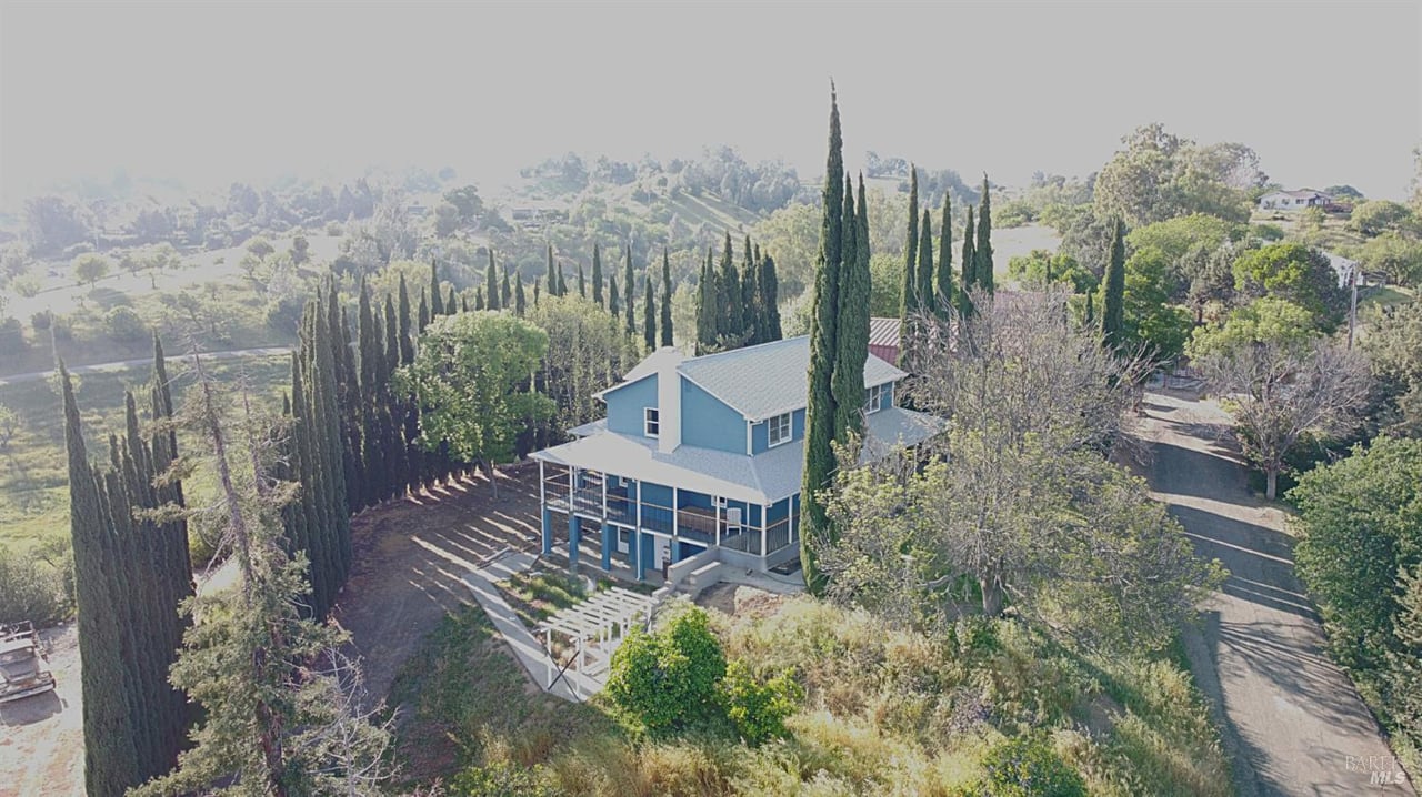 Property photo 1