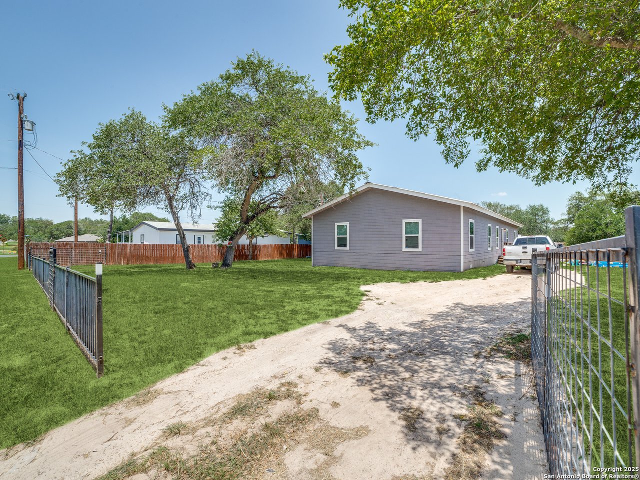 Property photo 3