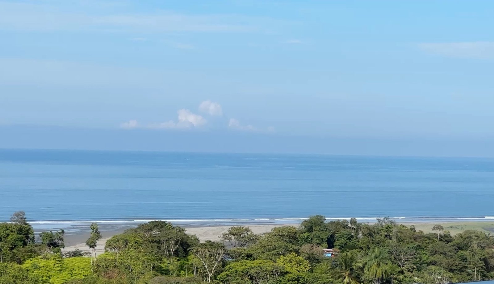 Ocean view Perezoso home — photo 3