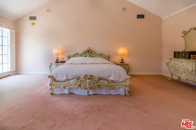 611 N Rodeo Drive — View 2 — before