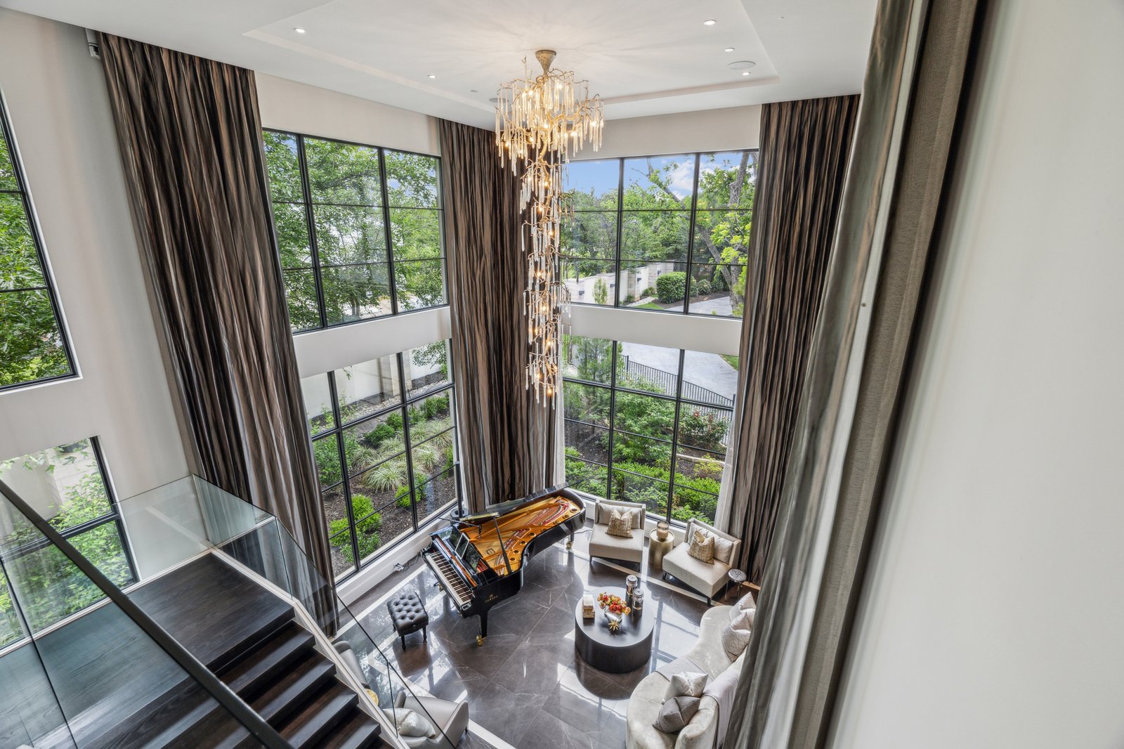 Great room with sliding walls