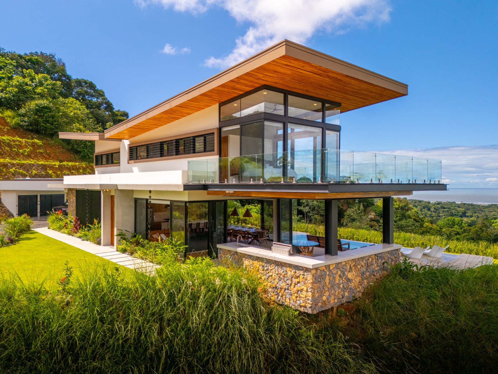 Modern tropical luxury home — photo 5