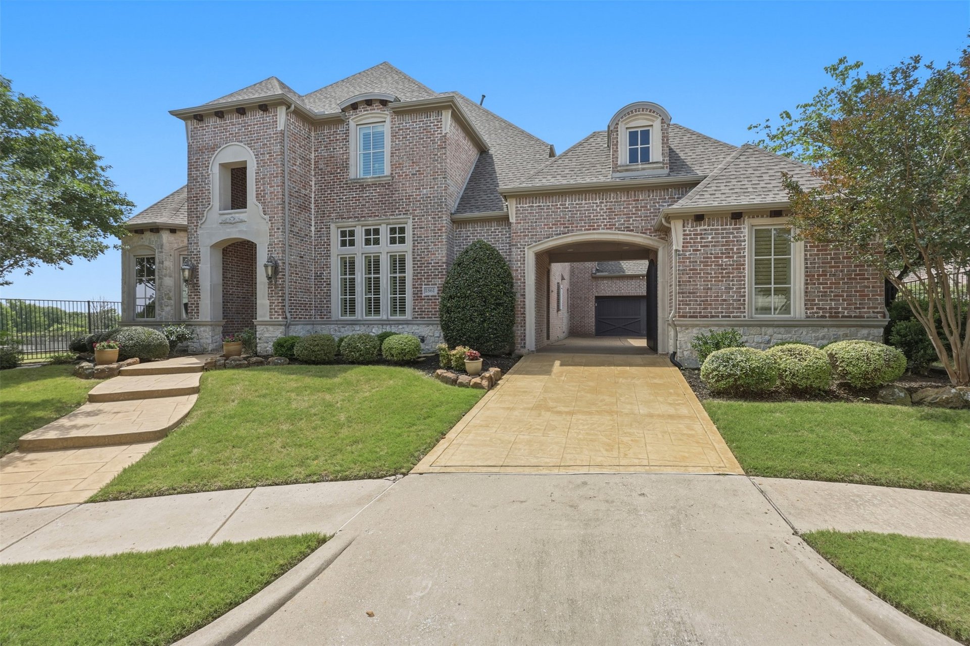 Property photo 1