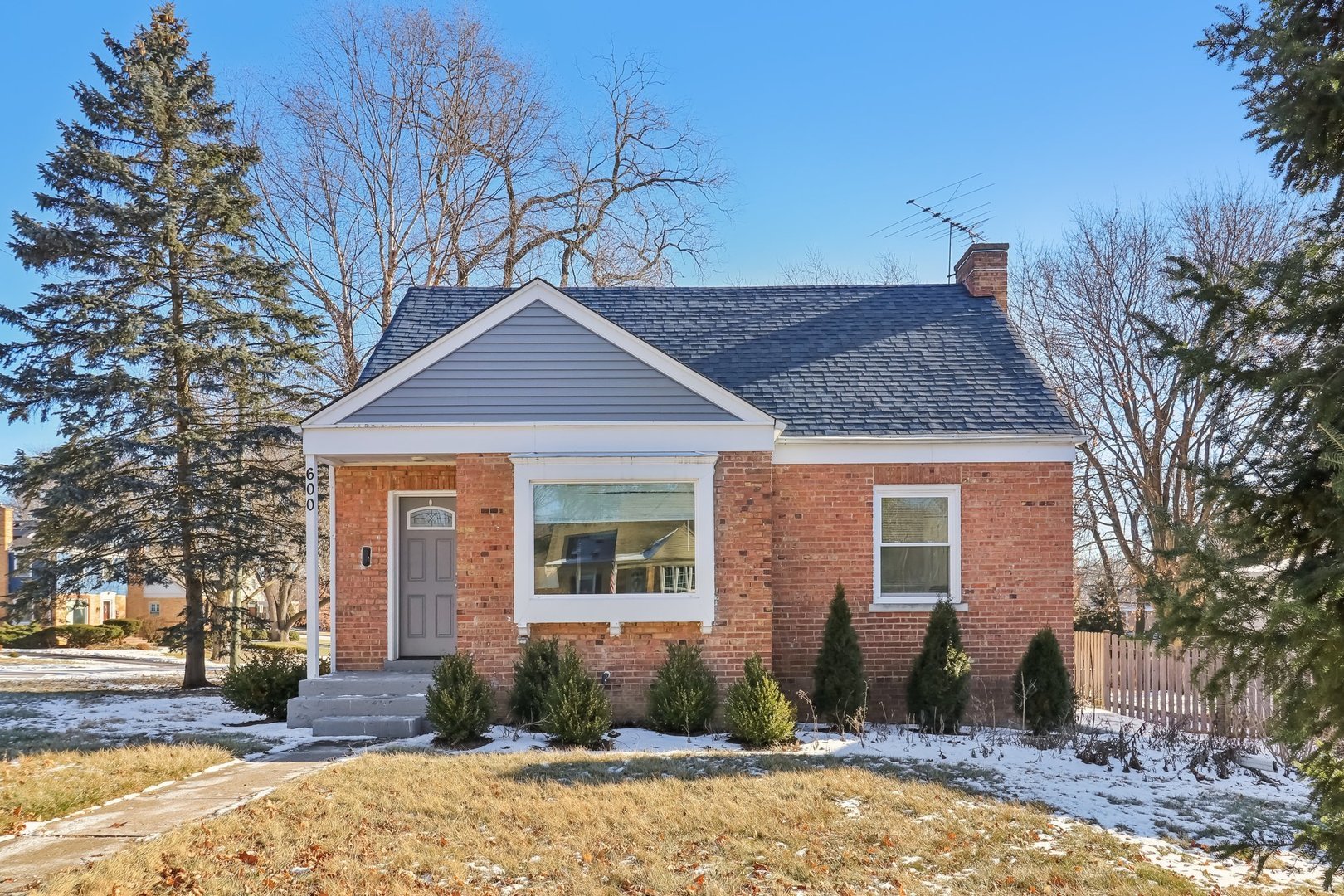 Property photo 1