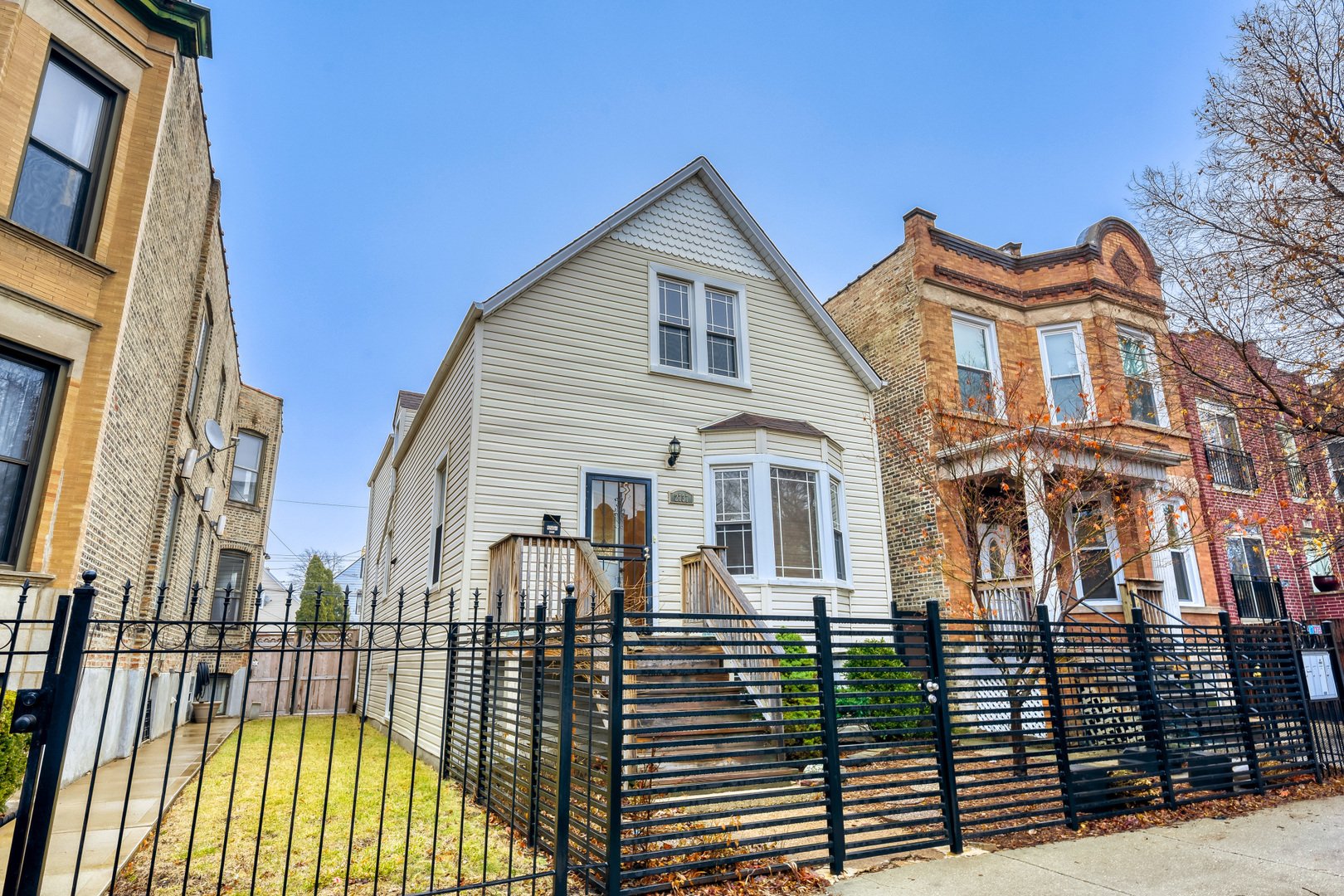 Property photo 1