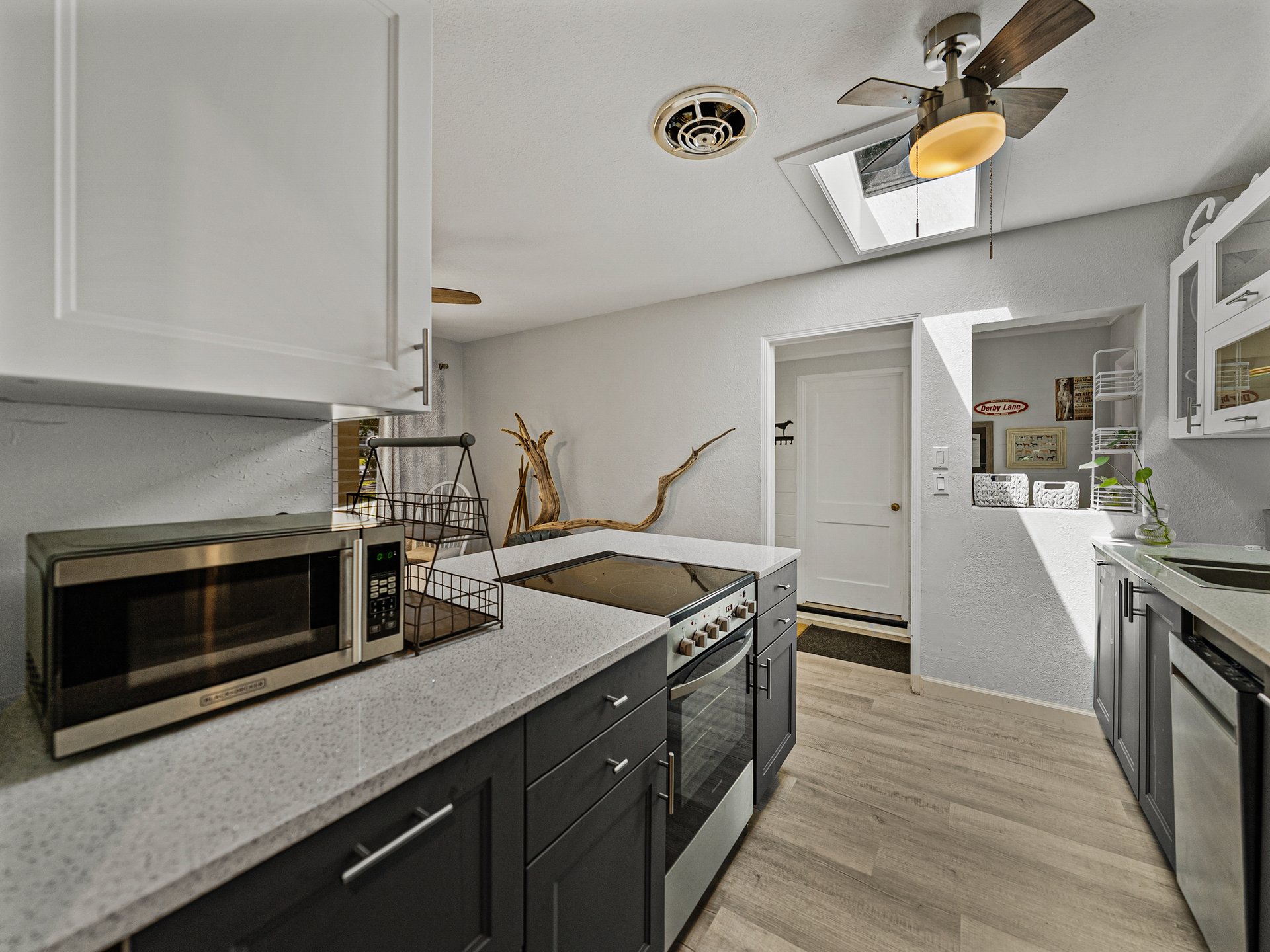 131 OAK PARK AVE