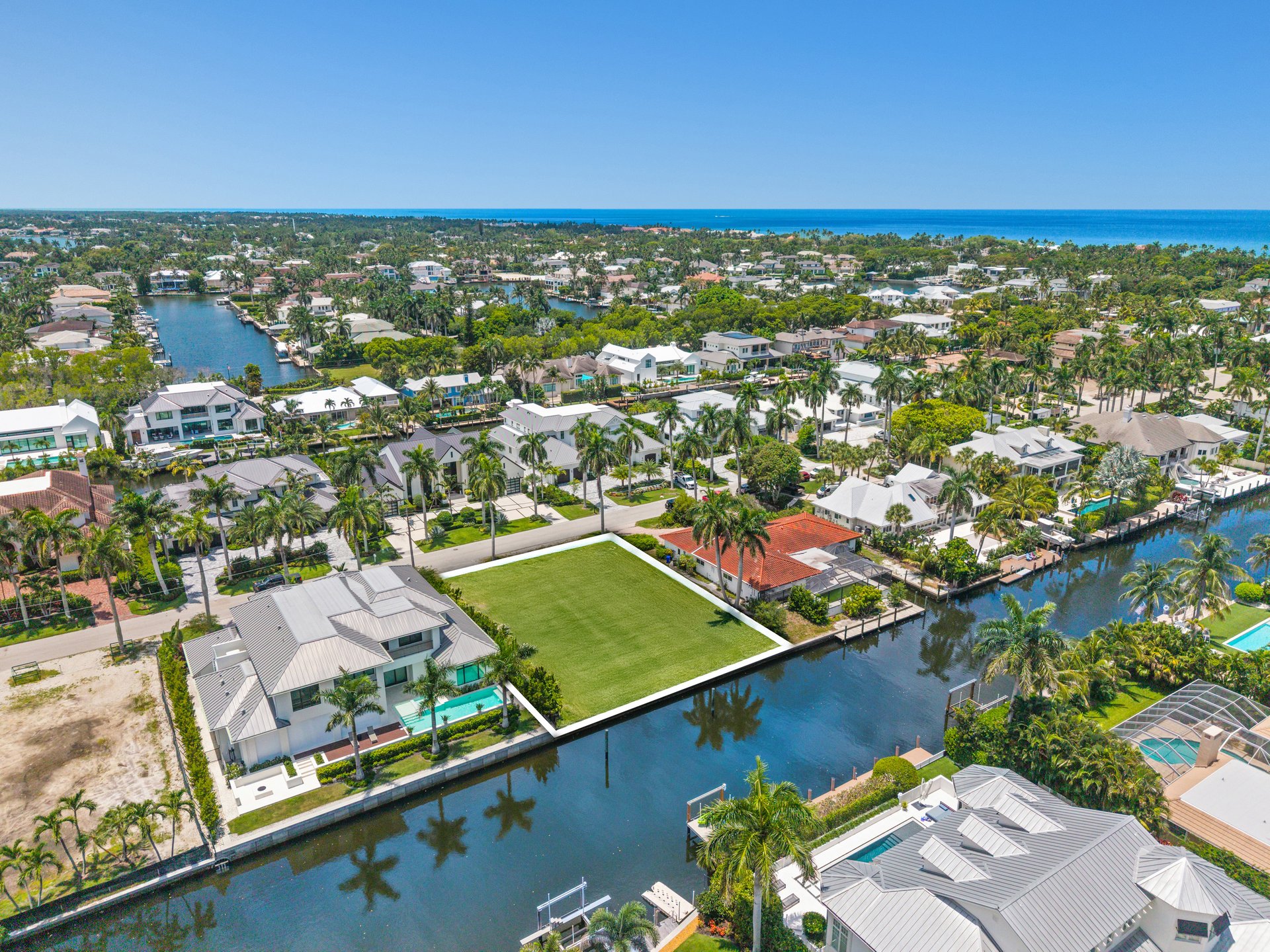 AQUALANE SHORES