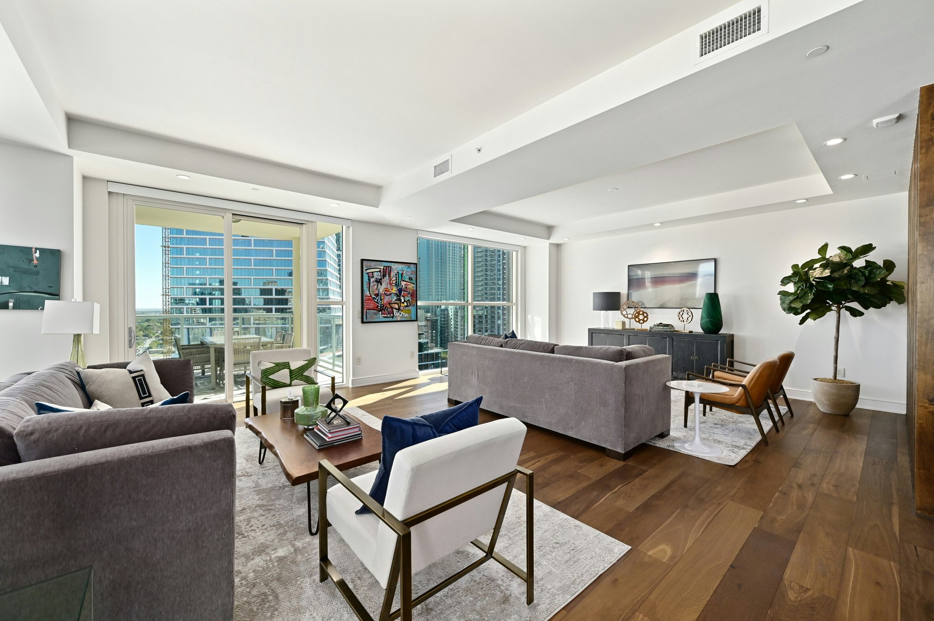 98 San Jacinto Blvd #1904