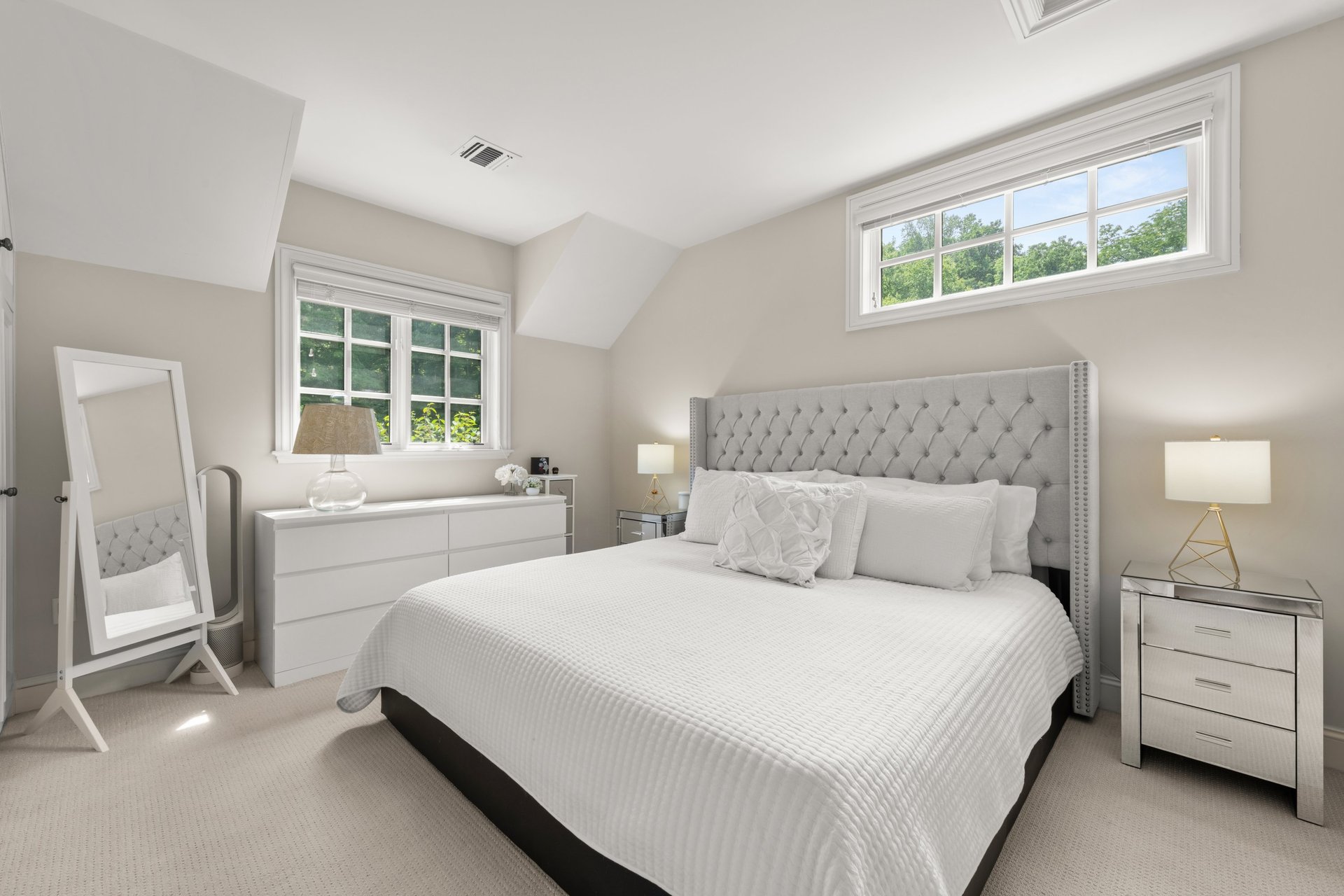 15 Saw Mill Hill Road