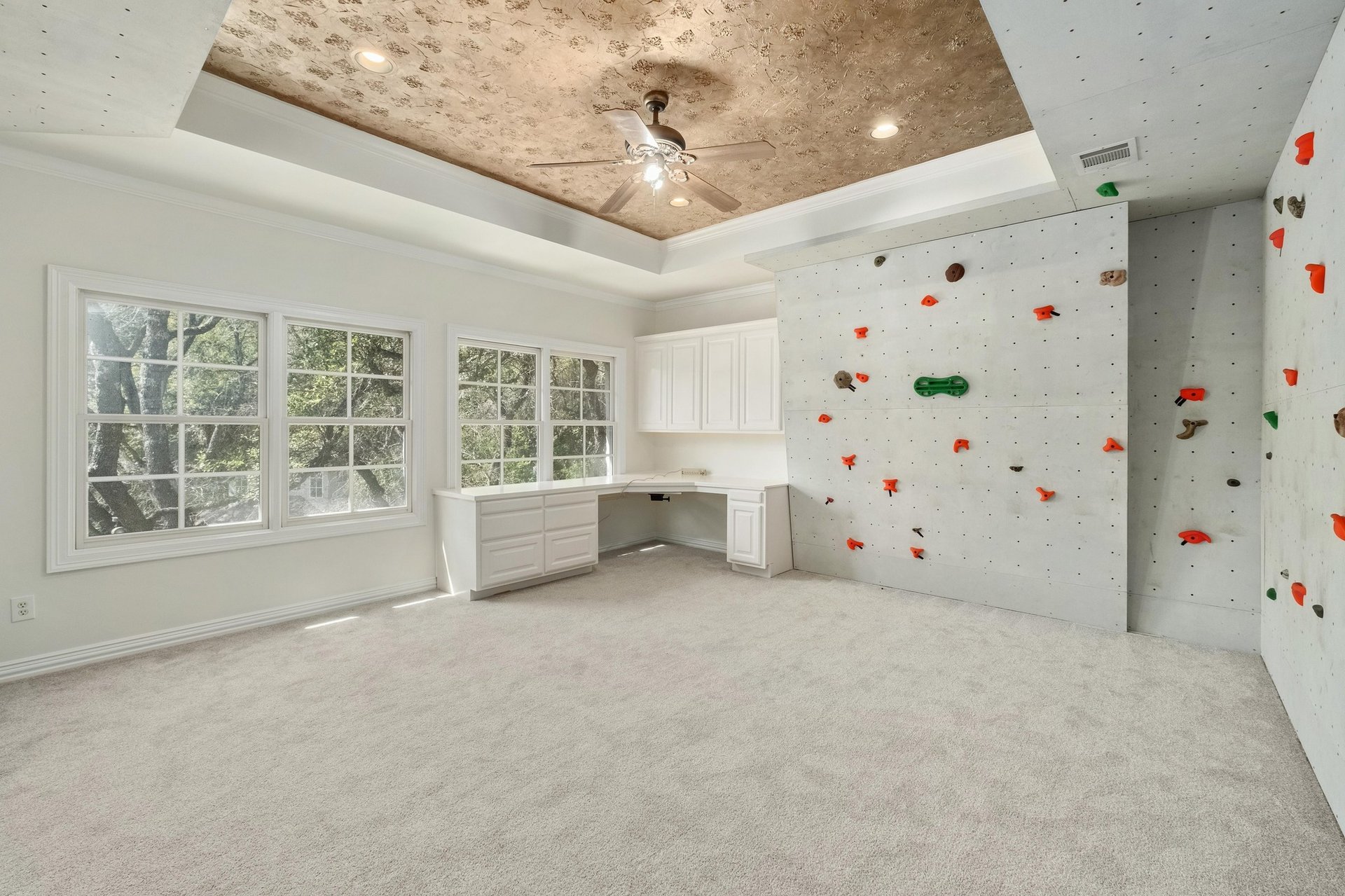 2900 Meandering River Court