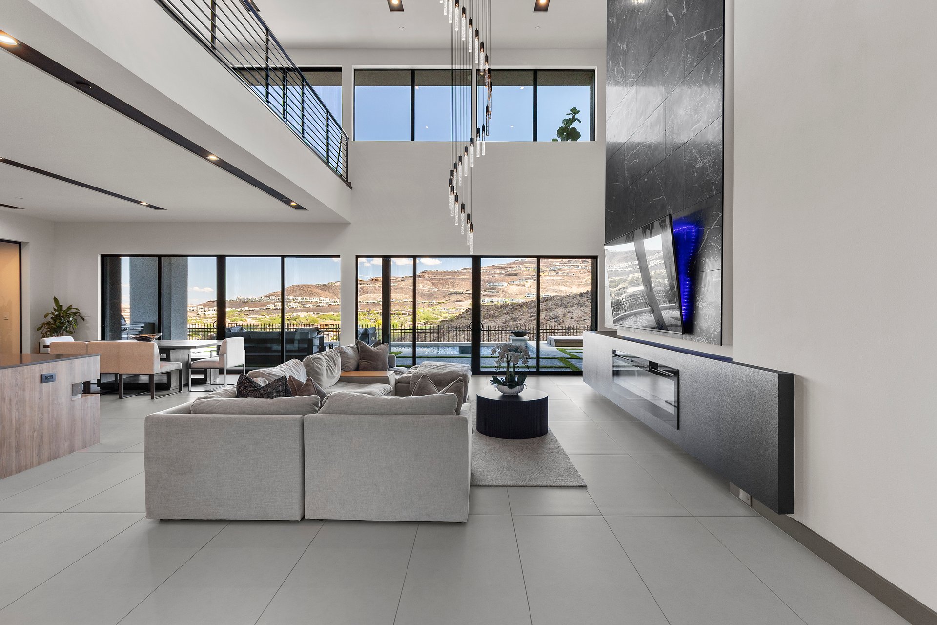 1463 Solitude Ridge Dr