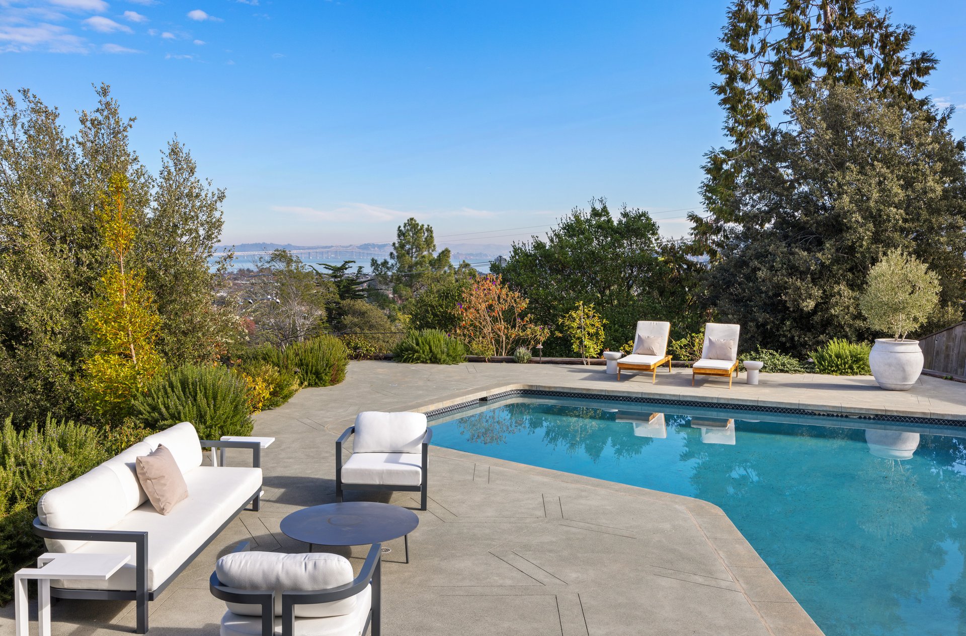 Stunning Contemporary Renovation