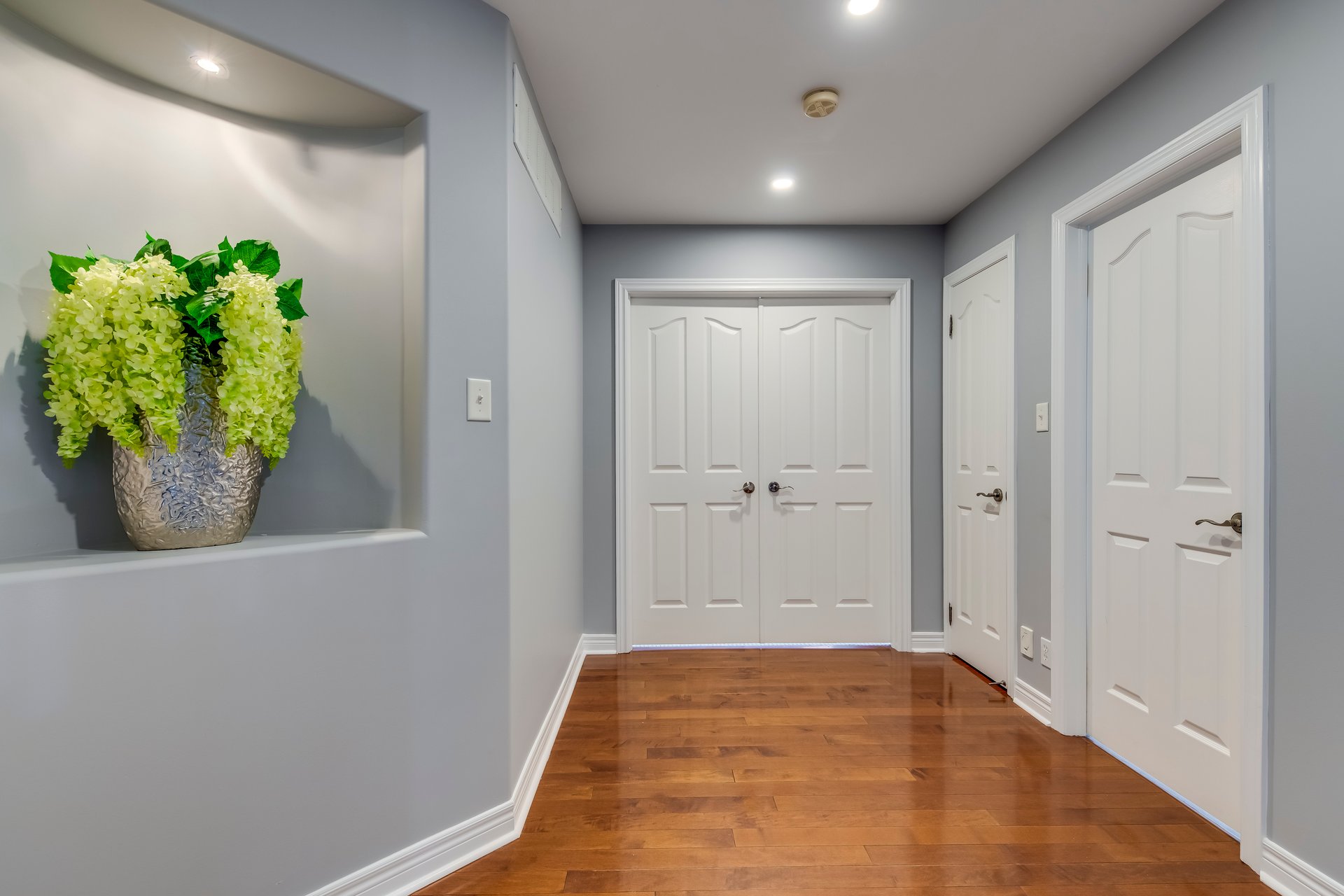 2216 Lapsley Cres