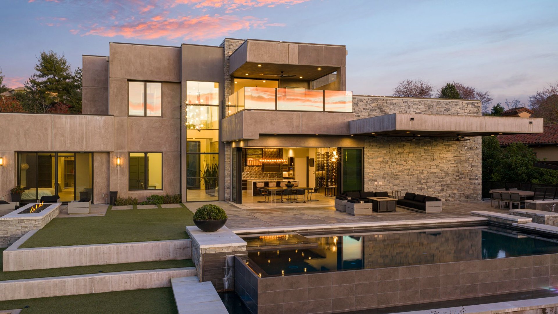 4573 Greenview Drive