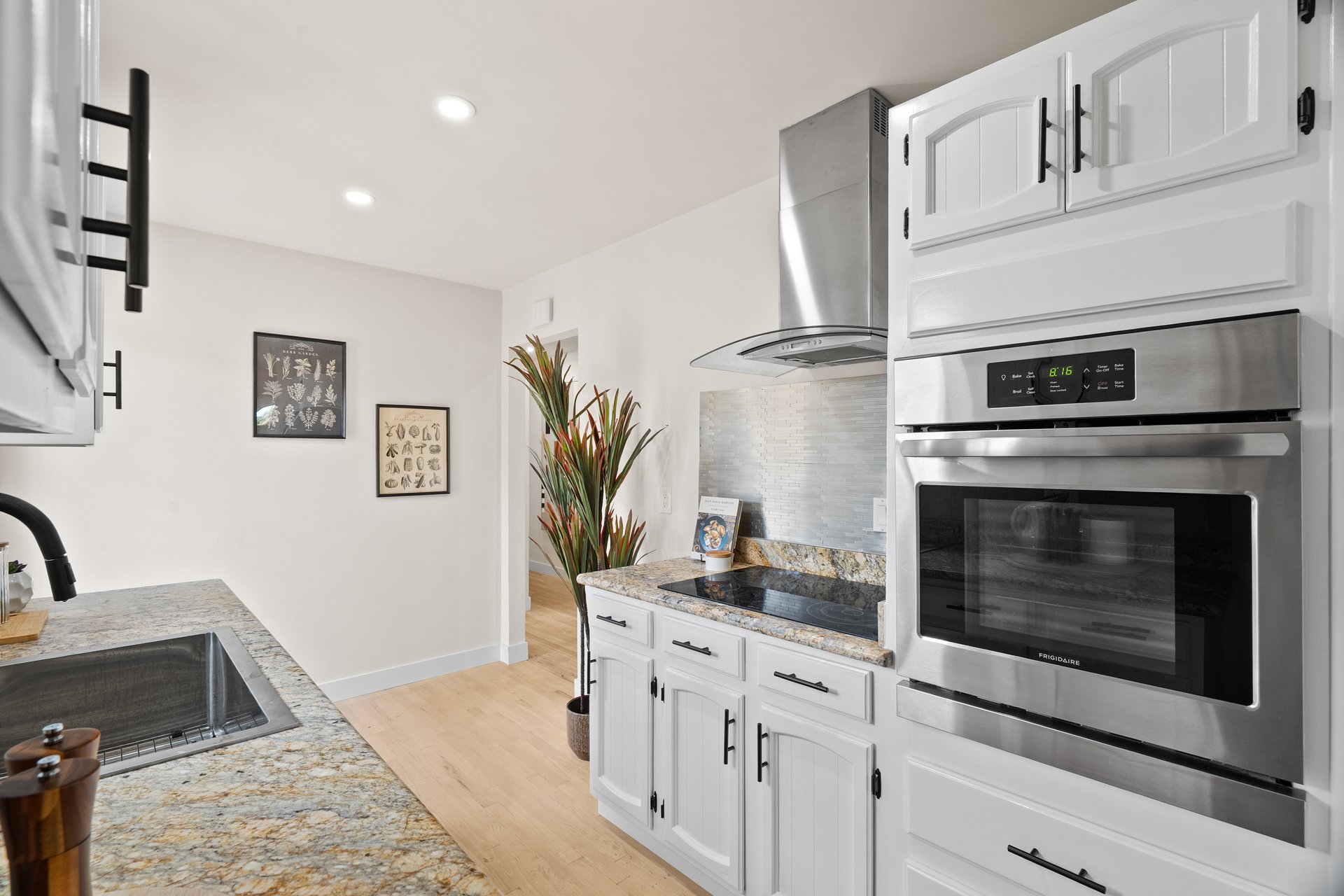 2431 Pilot Knob DR