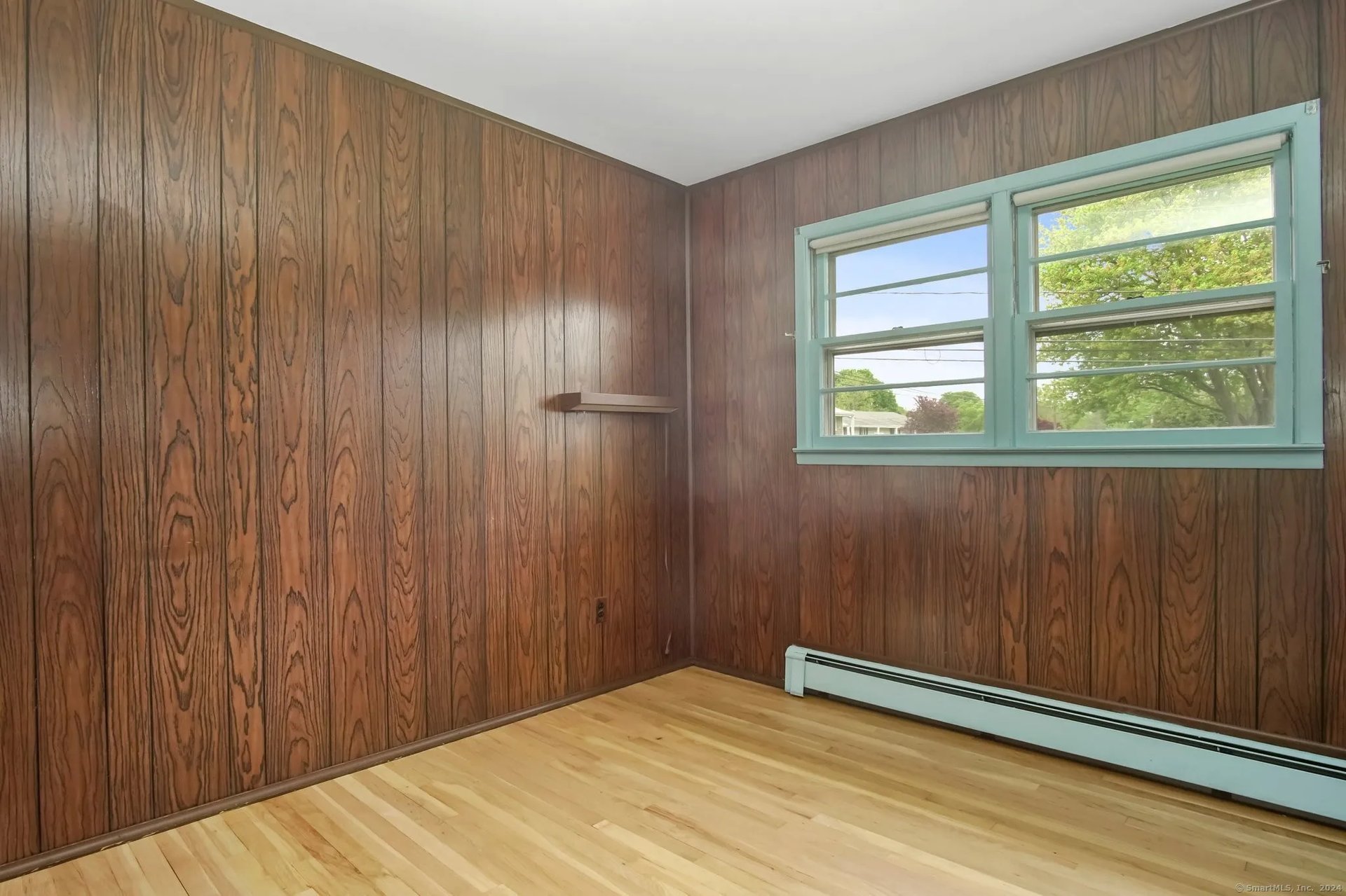 5 Waterbury Road