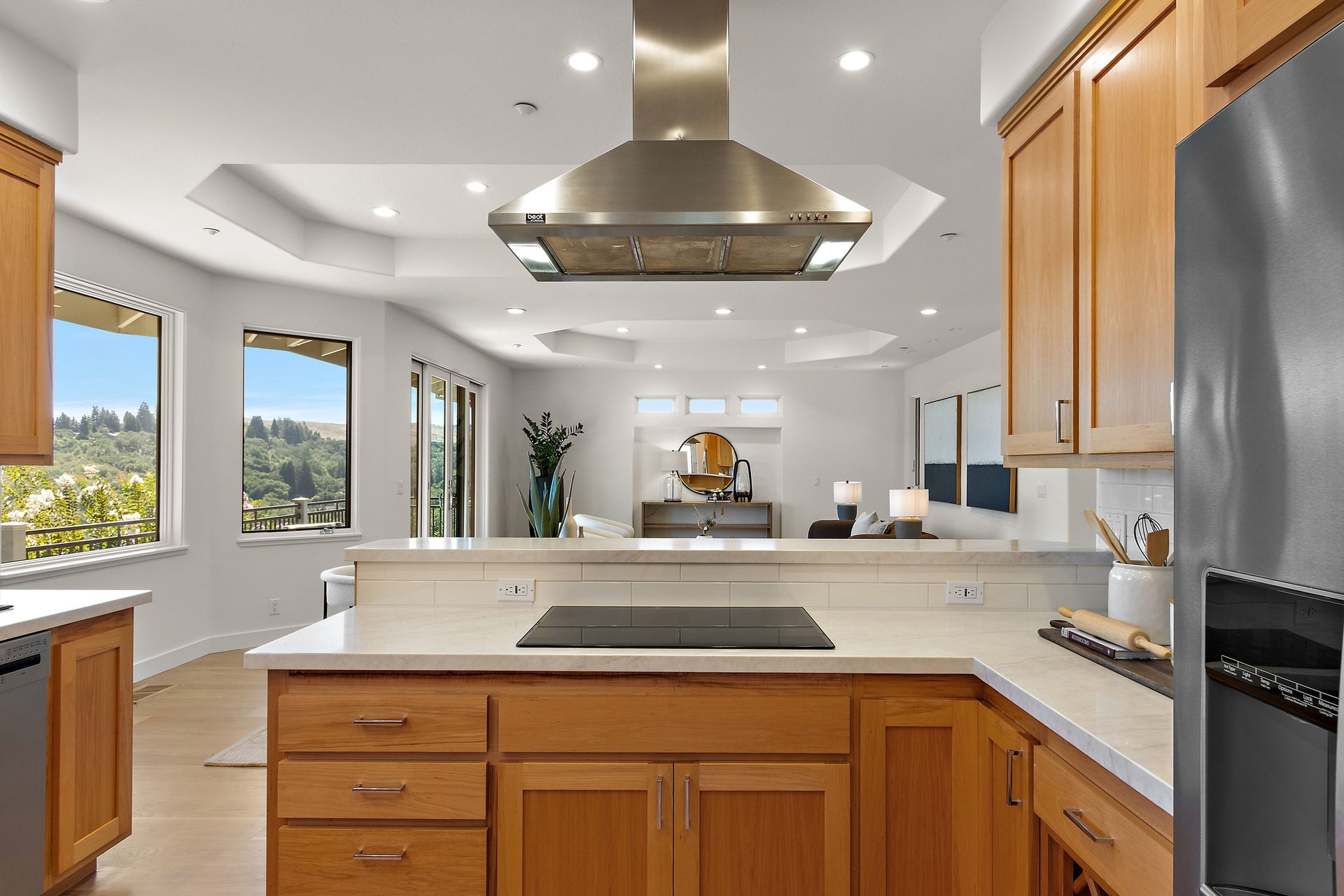 809 Mountain View Dr