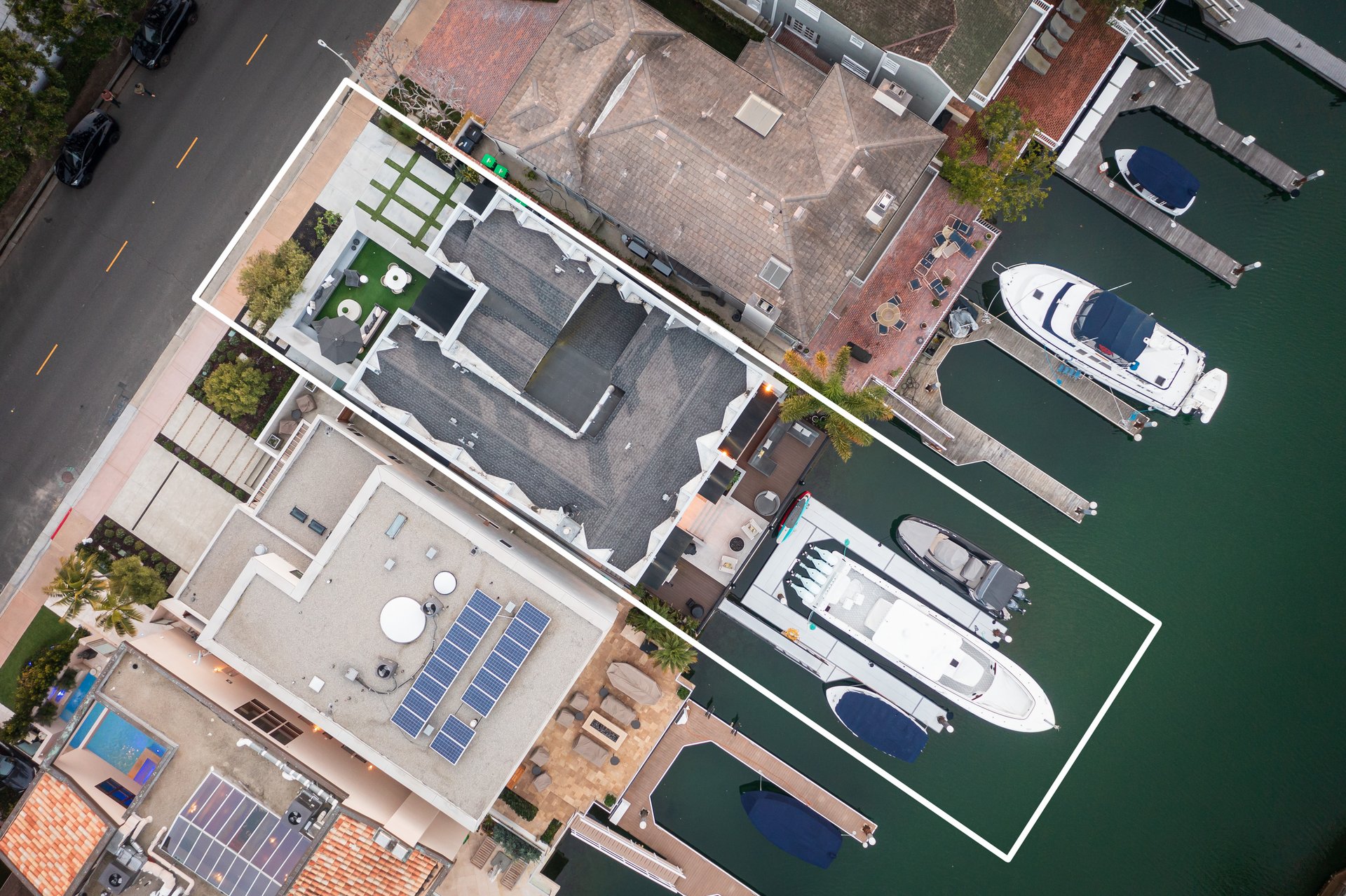 748 Harbor Island Drive