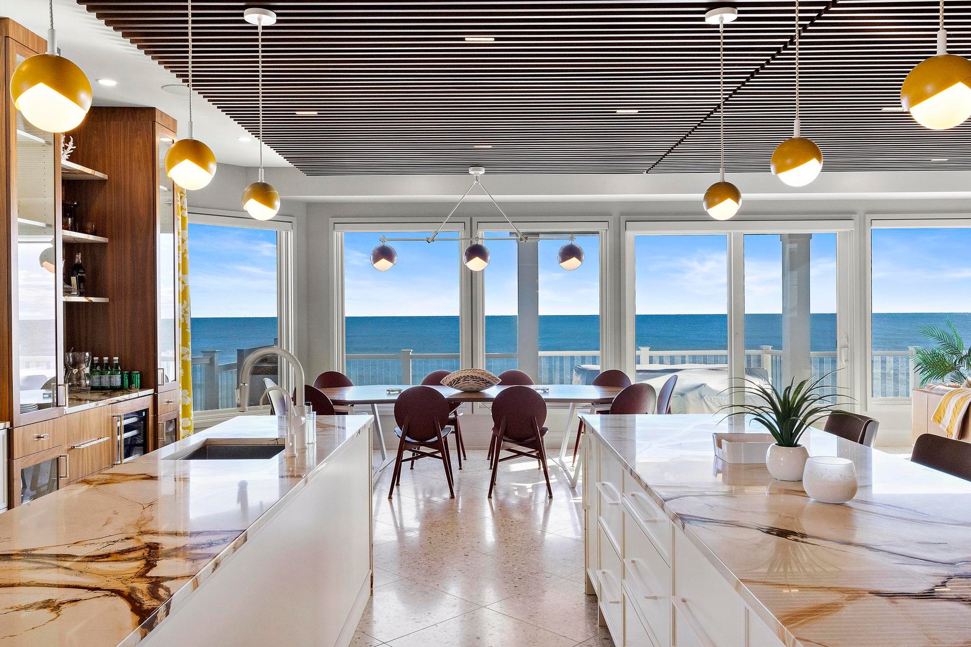 2215 Ocean Ave
